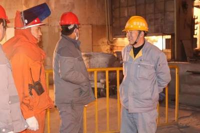 喜訊!圣雄電石公司常務(wù)副總經(jīng)理陳利斌榮獲全國(guó)技術(shù)能手榮譽(yù)稱(chēng)號(hào)